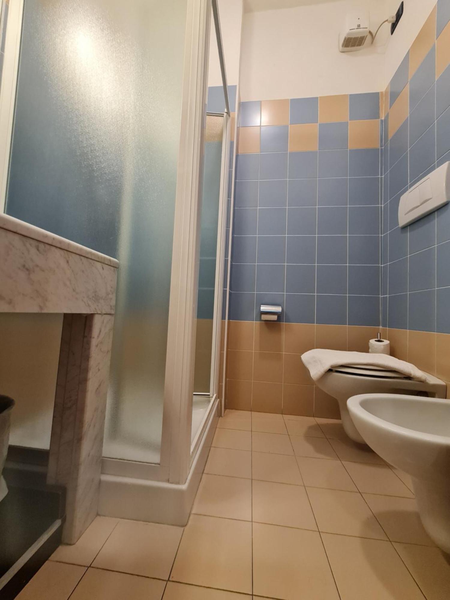Hotel Rivadoro-spiaggia Ombrellone E Lettini-piscina-parcheggio Martinsicuro